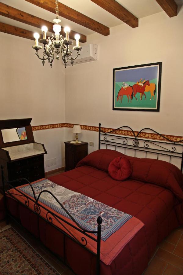 Casa Vacanze Nives Tuscania Esterno foto